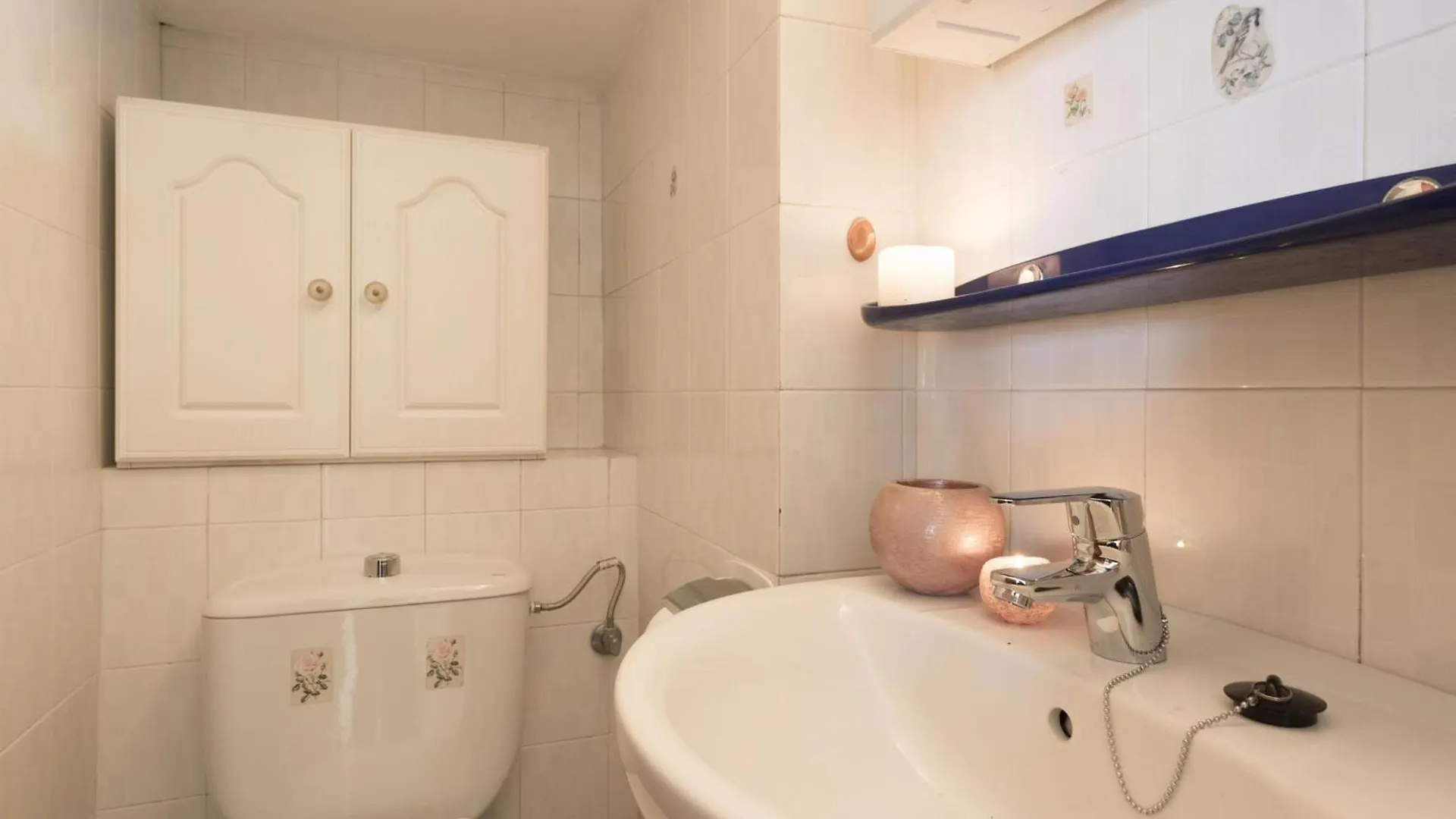 Casa L'Escala, 3 Dormitorios, 6 Personas - Es-325-36 トレリャ・デ・モングリ 別荘